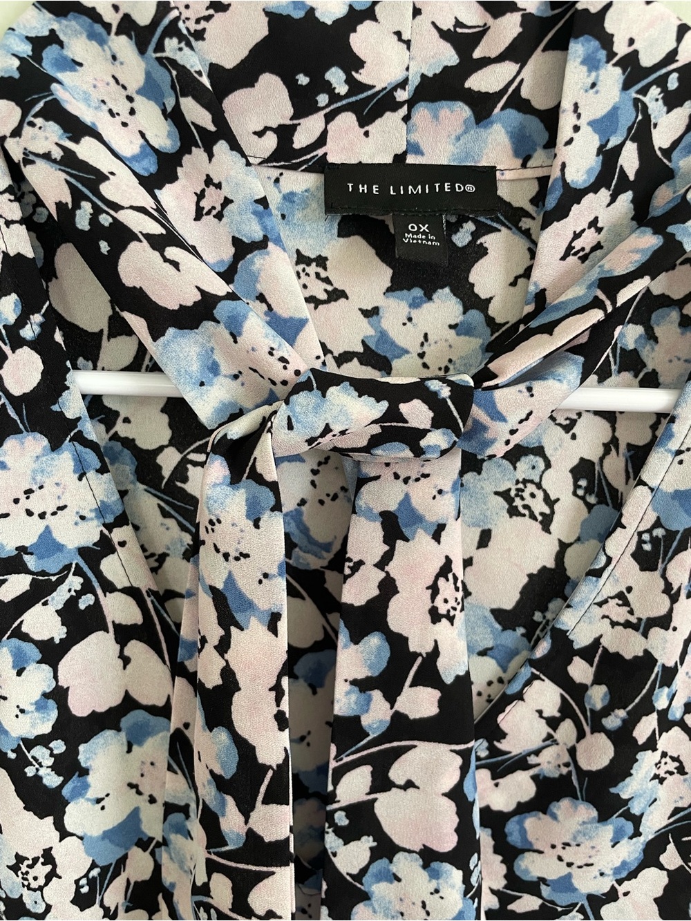 The Limited Black Floral Tie-Neck Sleeveless Blouse Light Blue and Pink Flowers - Picture 3 of 6